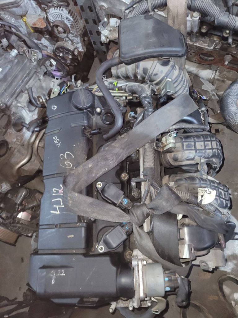 Двигатель Mitsubishi Митсубиси 4J12 2.4