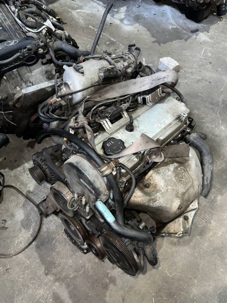 Двигатель 4G64 2.4 Mitsubishi Митсубиси катушечный