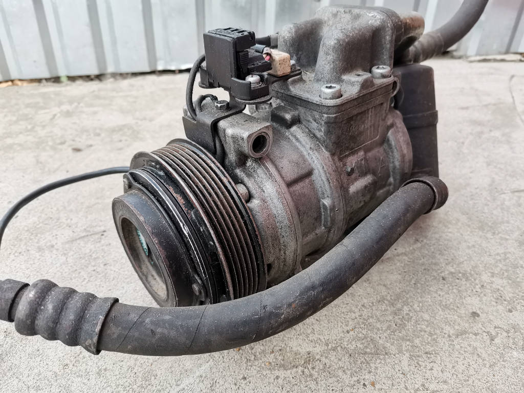 Мерседес 124w компрессор кондиционера. Компрессор 124. Компрессор кондиционера w124 дизель. Компрессор w124 подушки. Кондиционер мерседес 124.