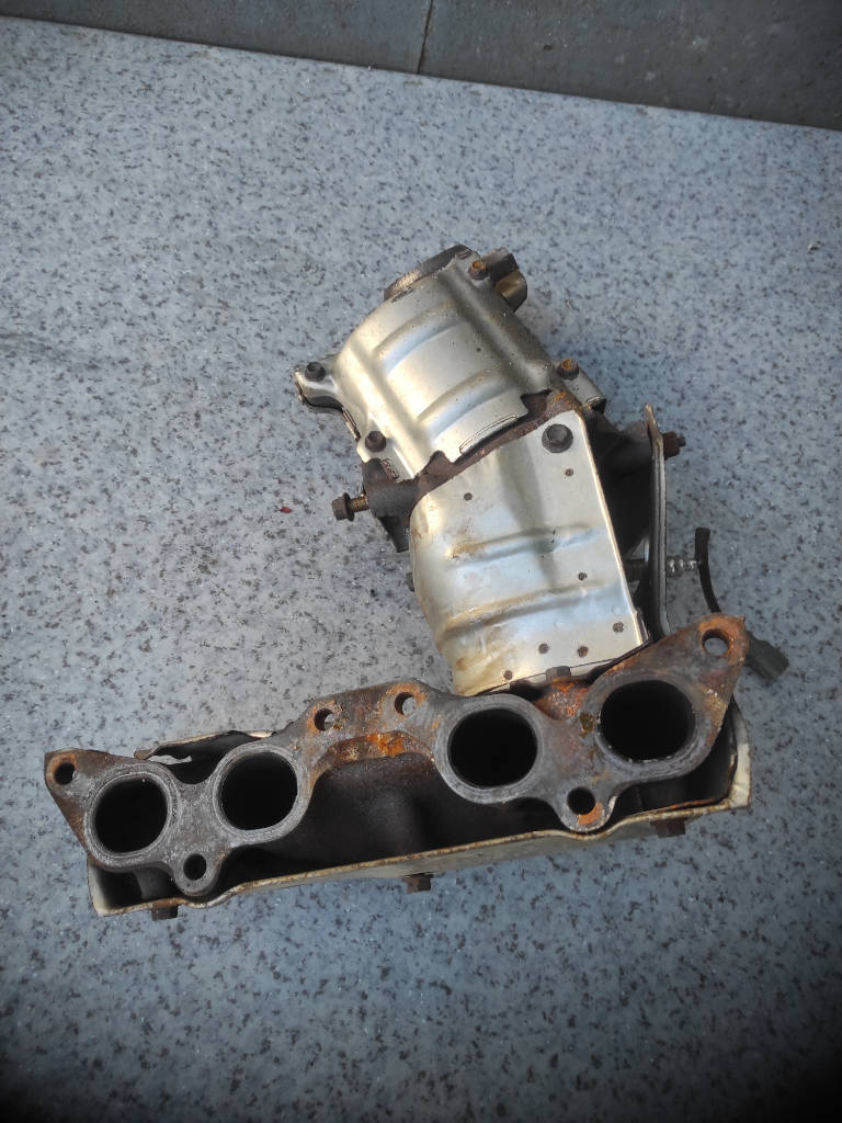 Коллектор выпускной Toyota Nadia 1999 SXN15 3SFSE