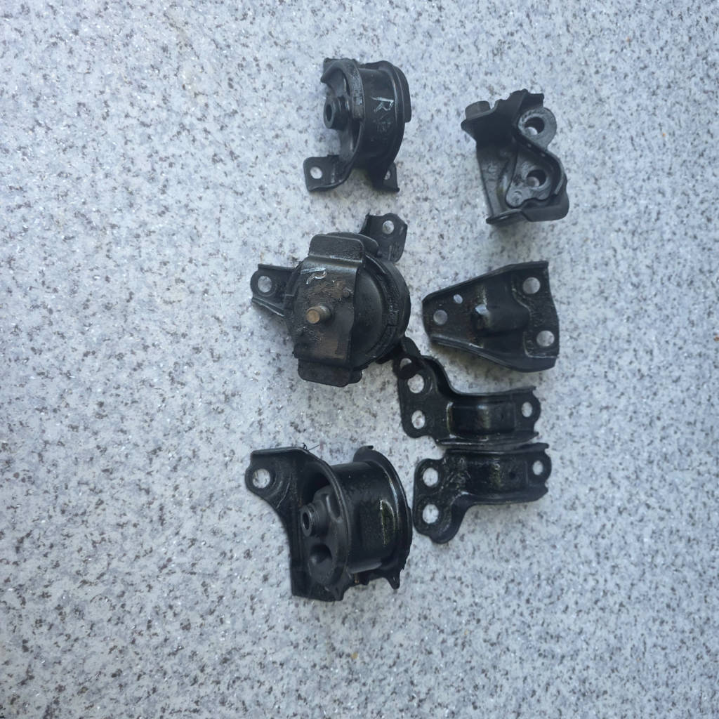 Подушка двигателя Honda CR-V 2001 RD1 B20B