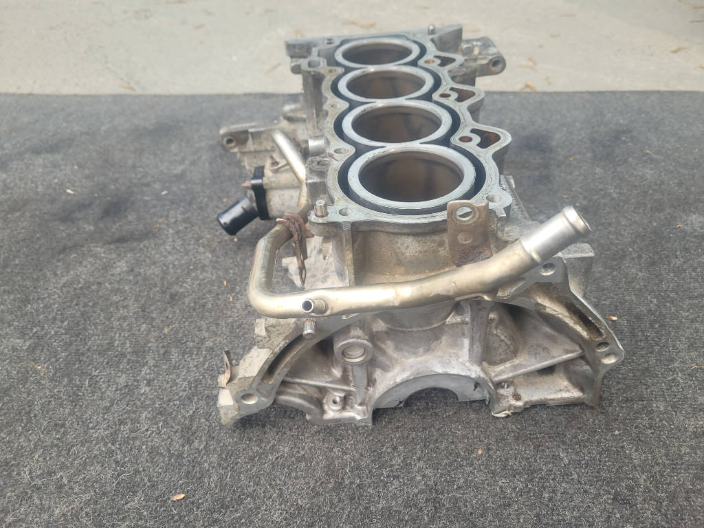 Блок цилиндров Toyota Probox 2003 NCP51 1NZFE