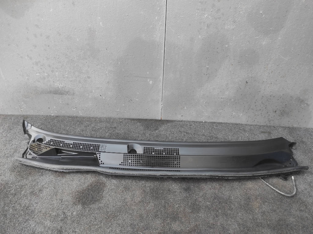 Решетка, жабо под дворники Honda HR-V 2001 GH2 D16A
