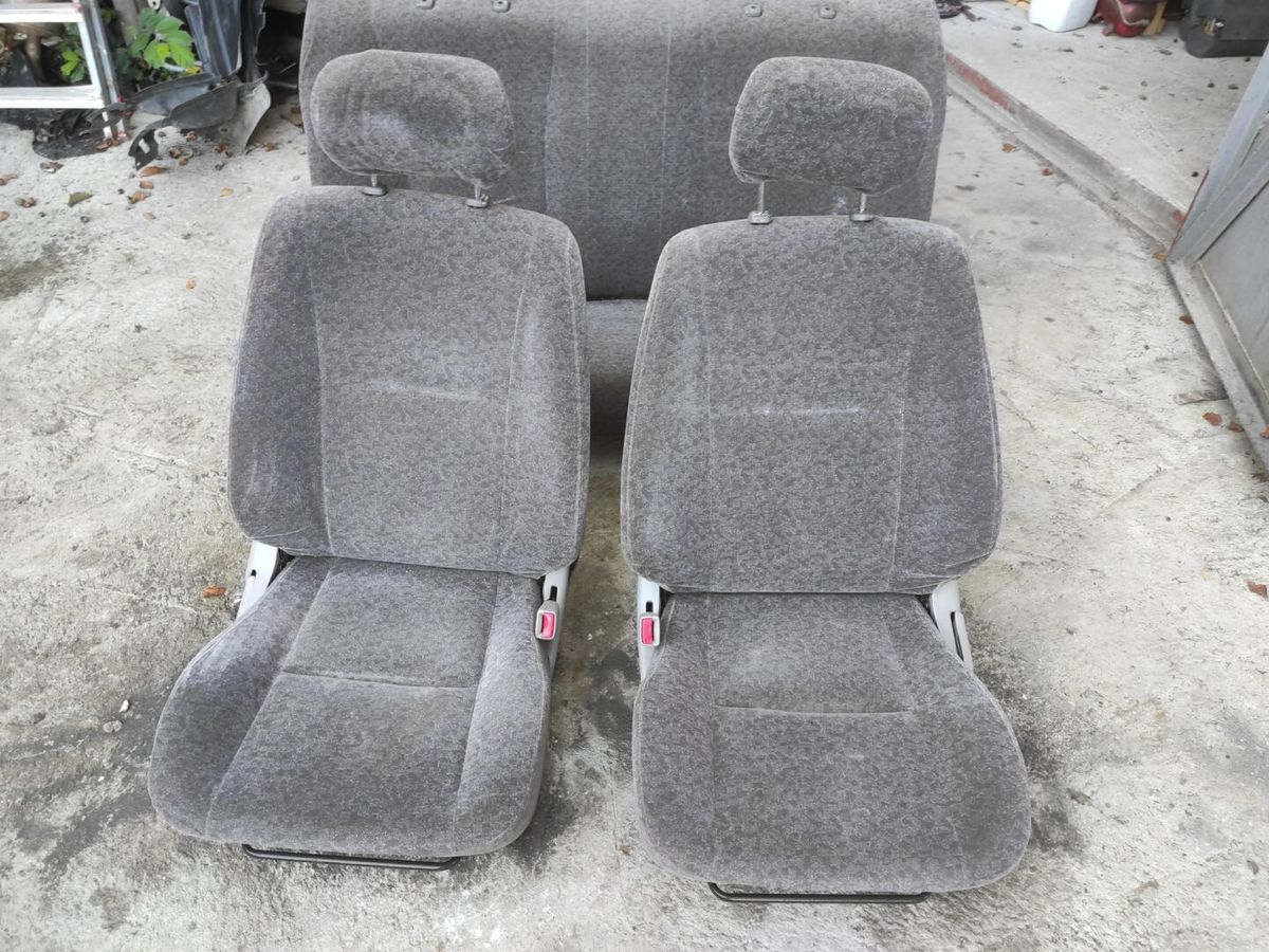 Сиденье  TOYOTA COROLLA AE114 4AFE