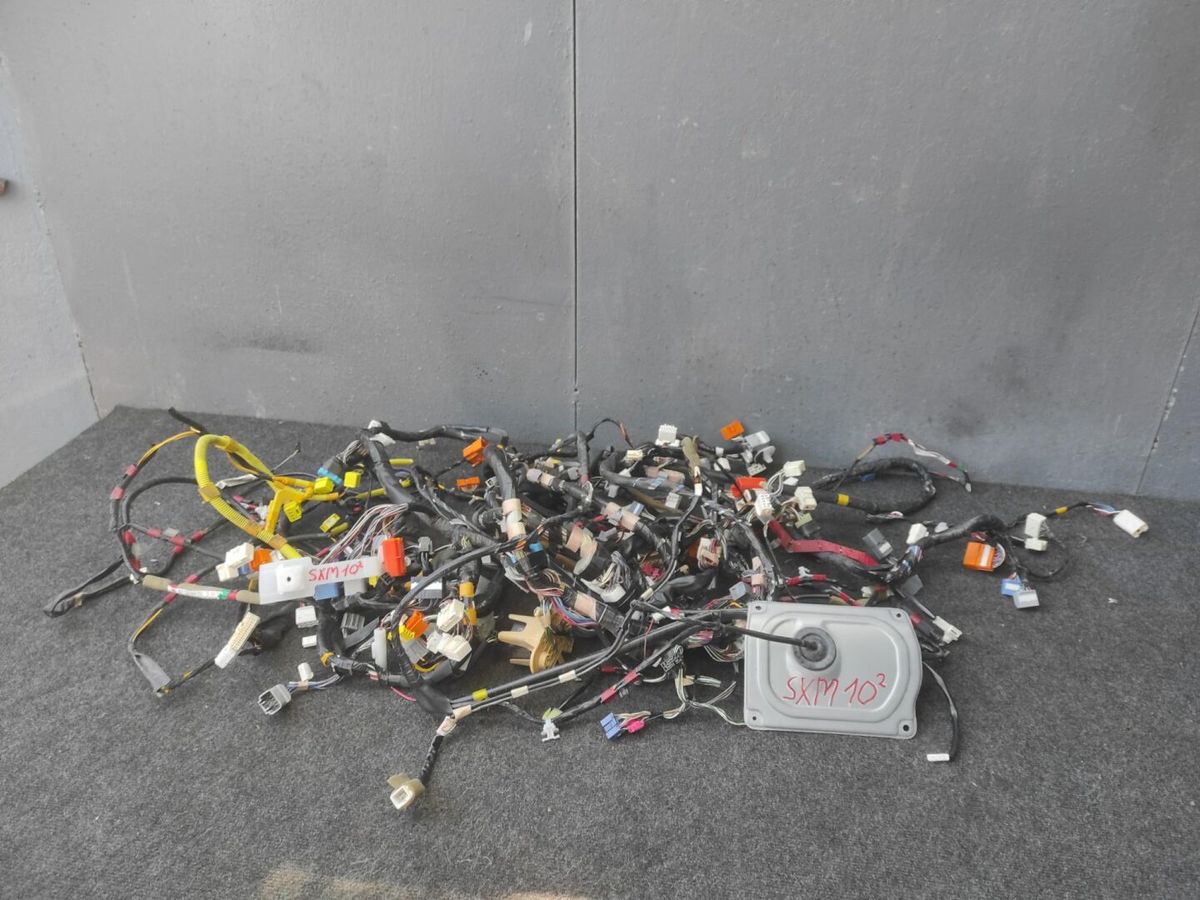 Проводка салона  TOYOTA IPSUM SXM10G 3SFE