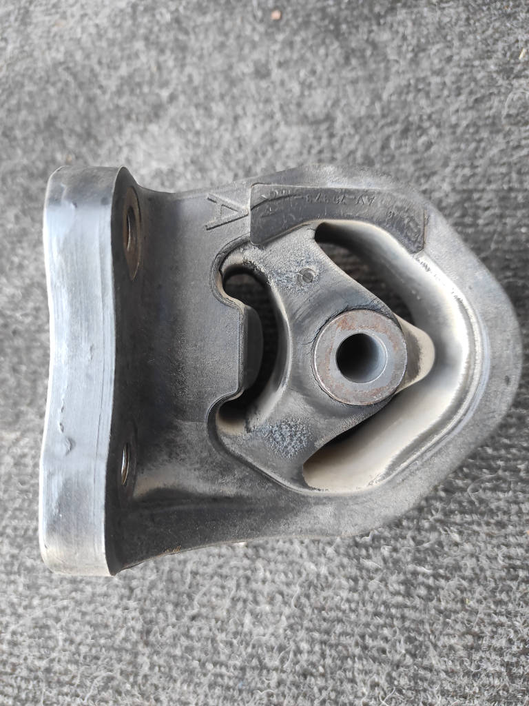 Подушки двигателя Honda CR-V 2002 RD5 K20A