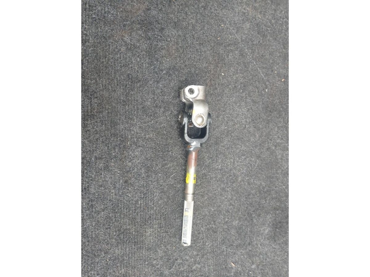 Карданчик рулевой  TOYOTA RAUM EXZ10 5EFE