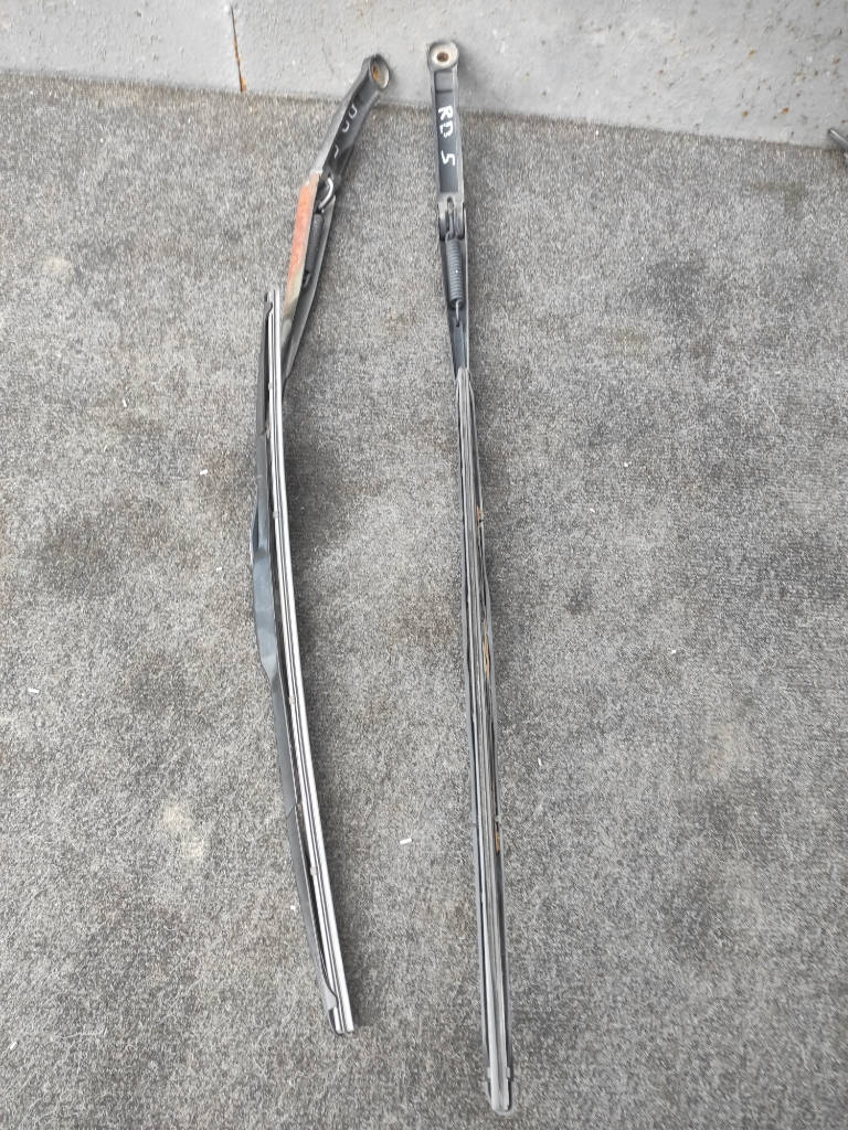 Держатель щетки стеклоочистителя Honda CR-V 2002 RD5 K20A