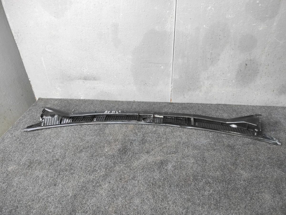 Решетка, жабо под дворники  TOYOTA COROLLA AE114 4AFE