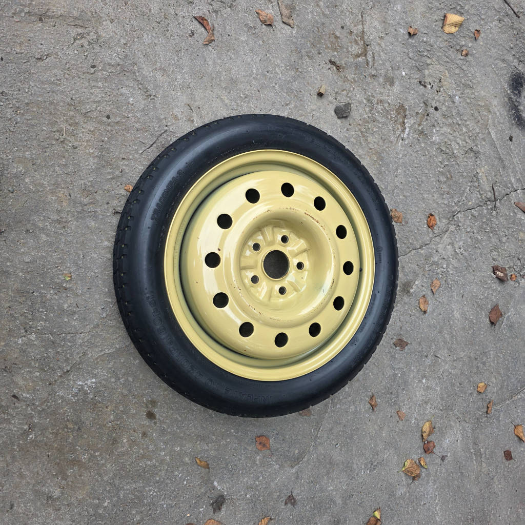 Колесо запасное цвет 1C0 Toyota Nadia 1999 SXN15 3SFSE