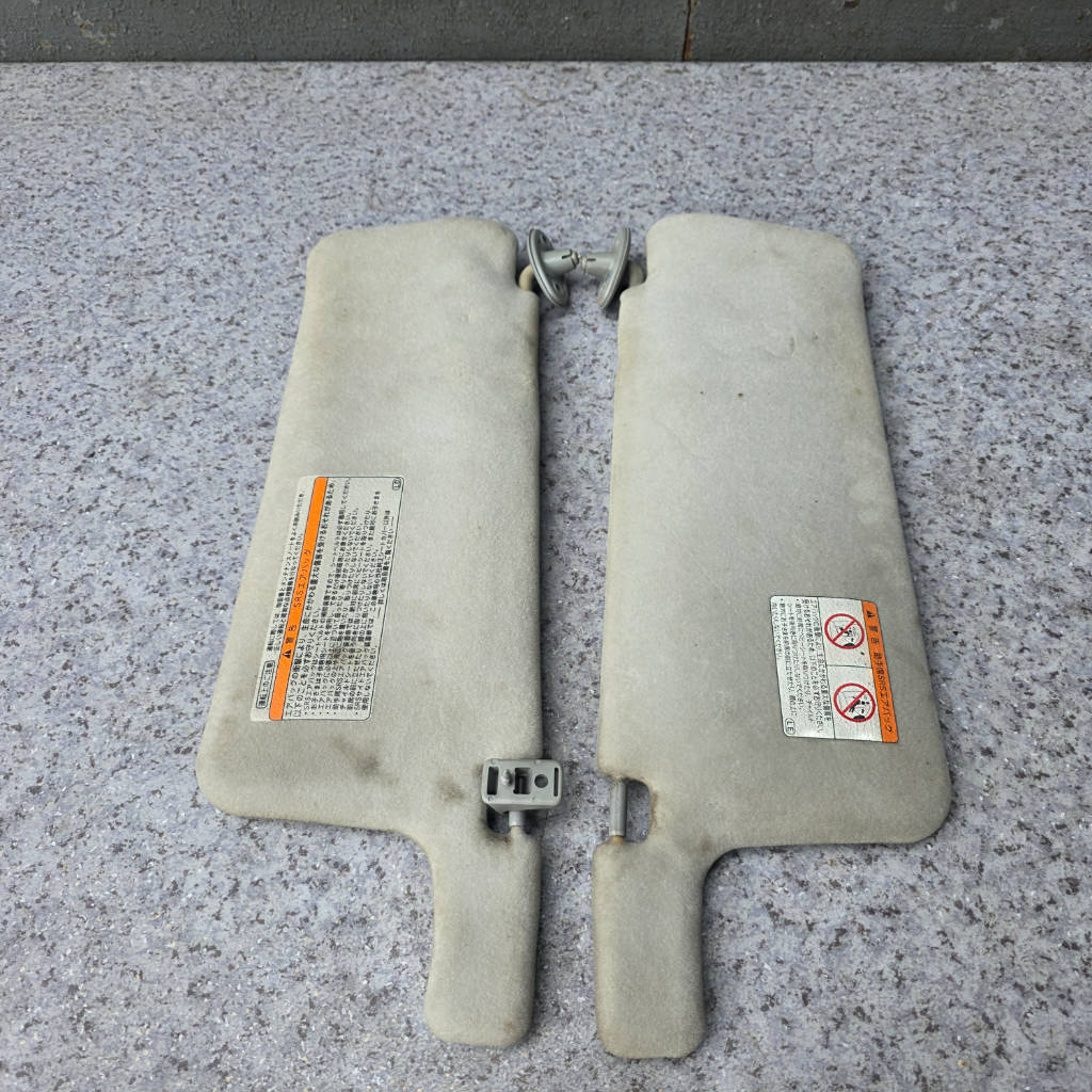 Козырек солнцезащитный Toyota Nadia 1999 SXN15 3SFSE