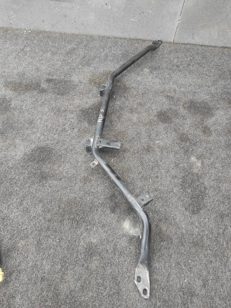 Распорка стоек Honda CR-V 2002 RD5 K20A