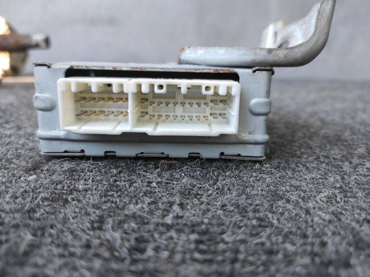 Блок управления ABS, DSC  TOYOTA COROLLA AE114 4AFE