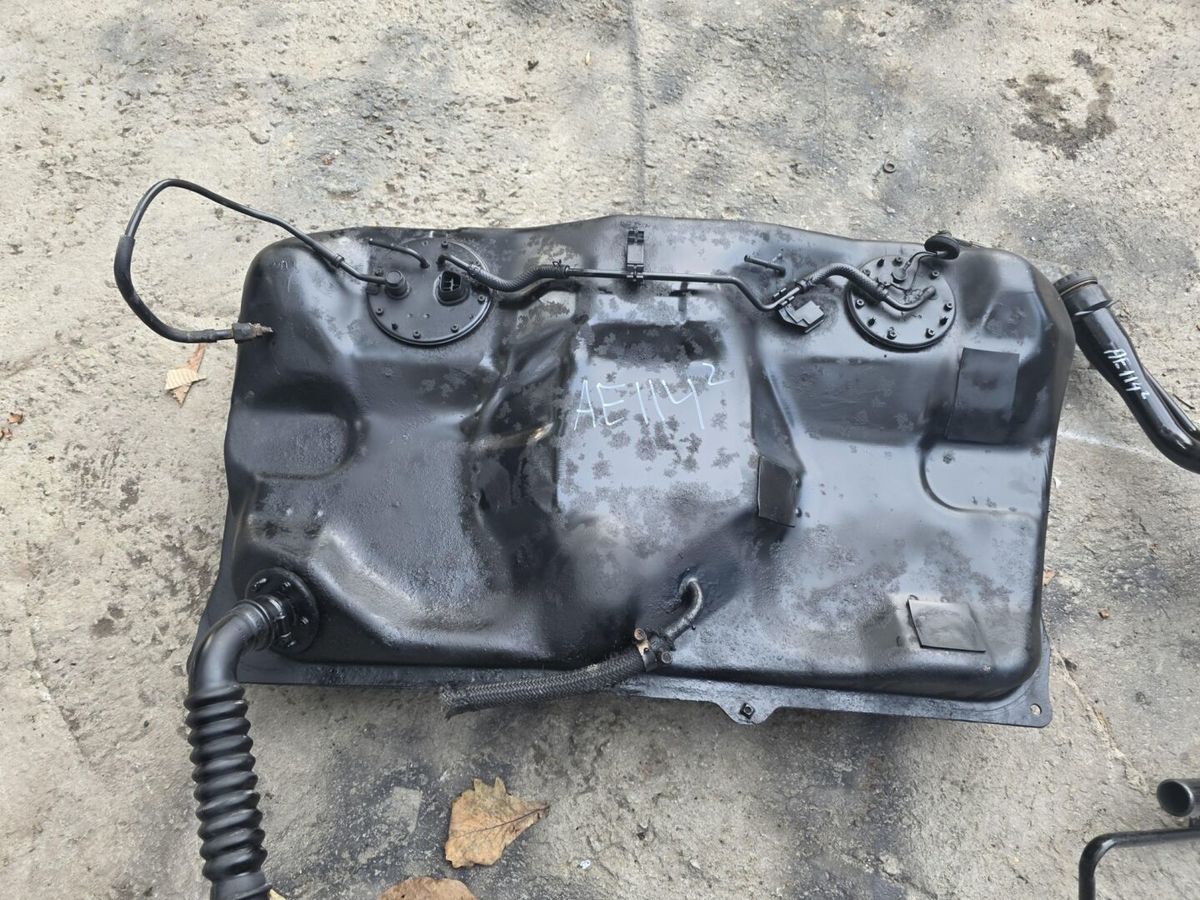 Бензобак в сборе TOYOTA COROLLA AE114 4AFE