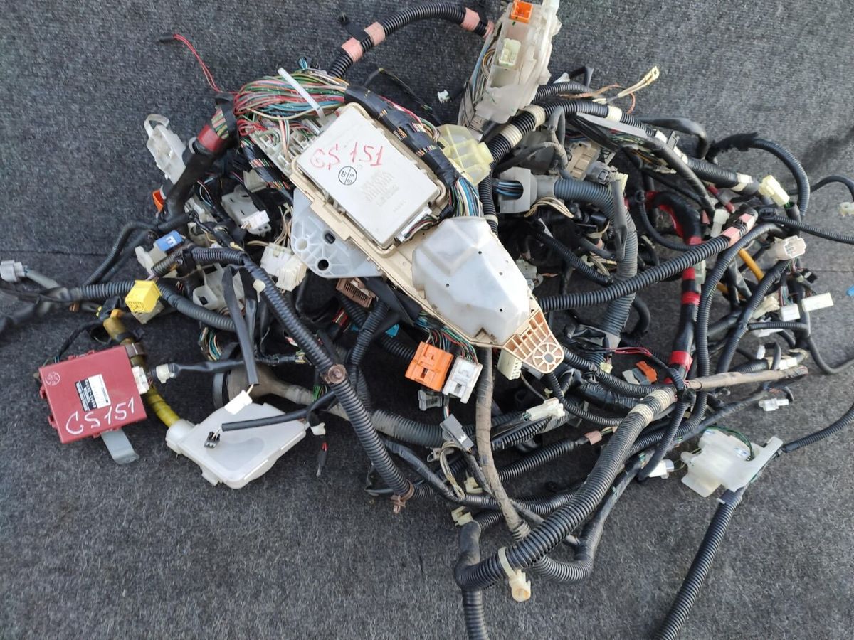 Проводка салона  TOYOTA CROWN GS151H 1GFE