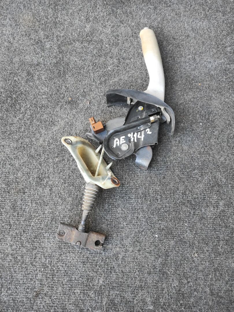 Ручка ручника  TOYOTA COROLLA AE114 4AFE