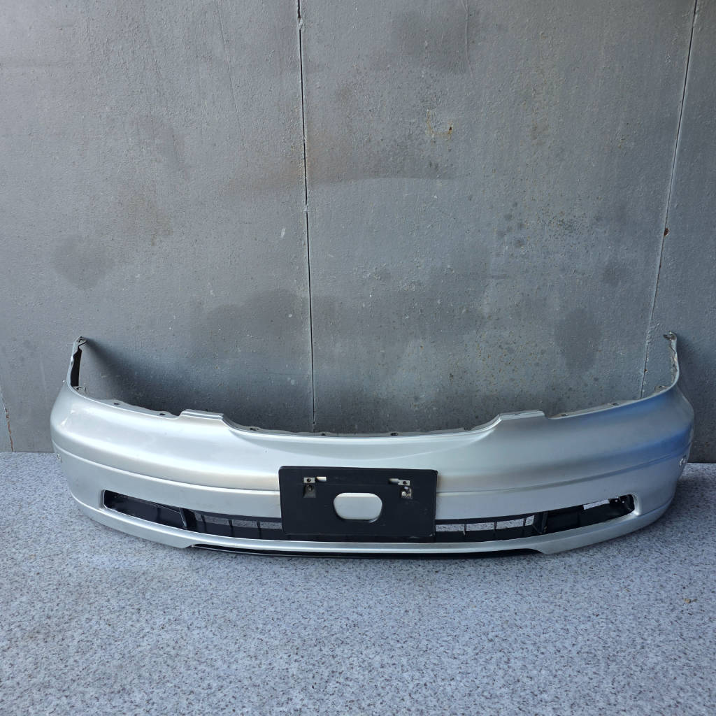 Бампер передний Honda Odyssey 1997 RA2 F22B