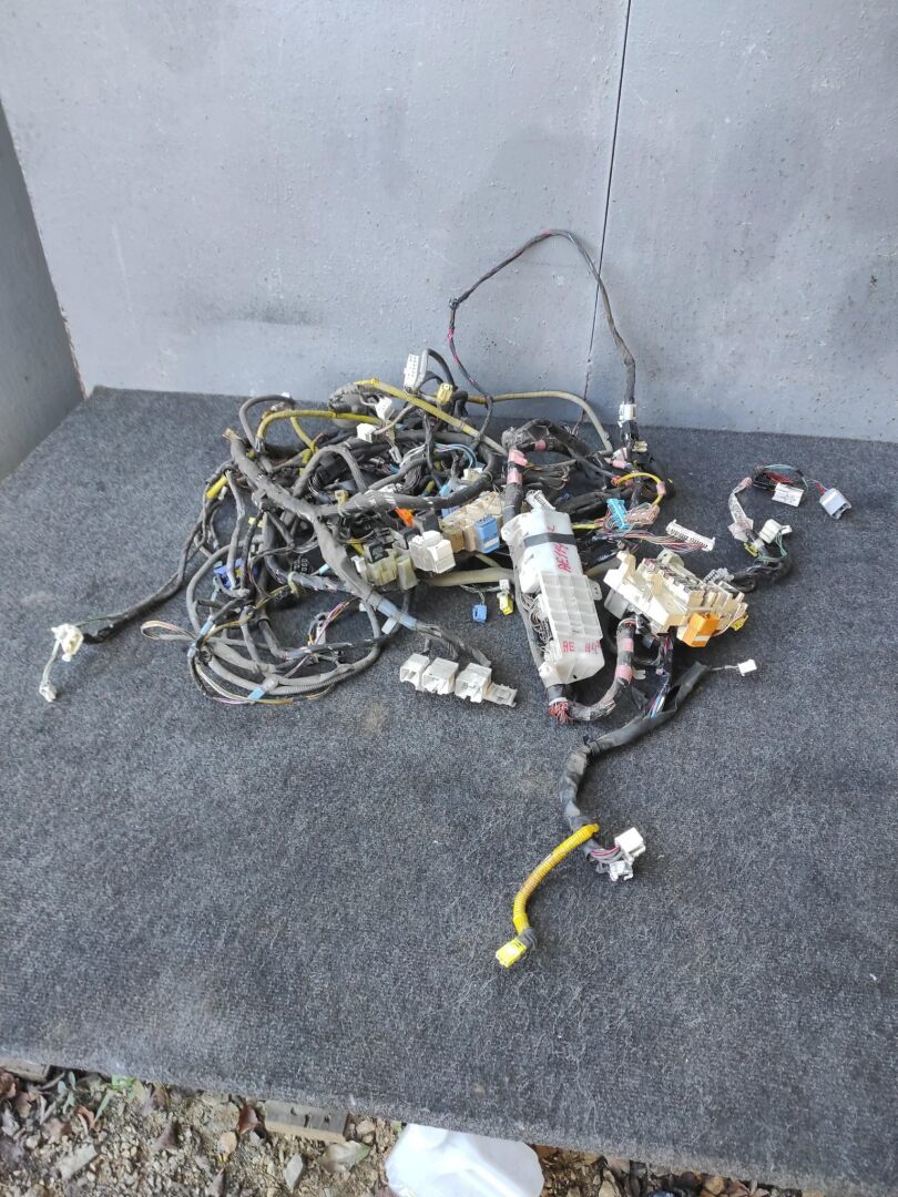 Проводка салона  TOYOTA COROLLA AE114 4AFE