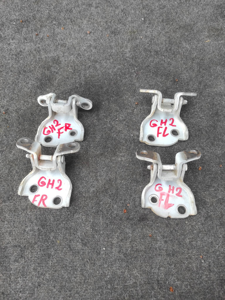 Петли дверей Honda HR-V 2001 GH2 D16A