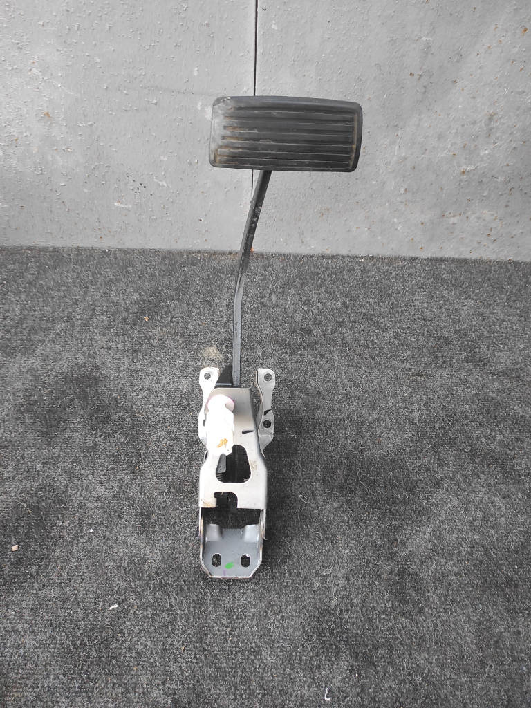 Педаль тормоза Honda CR-V 2002 RD5 K20A