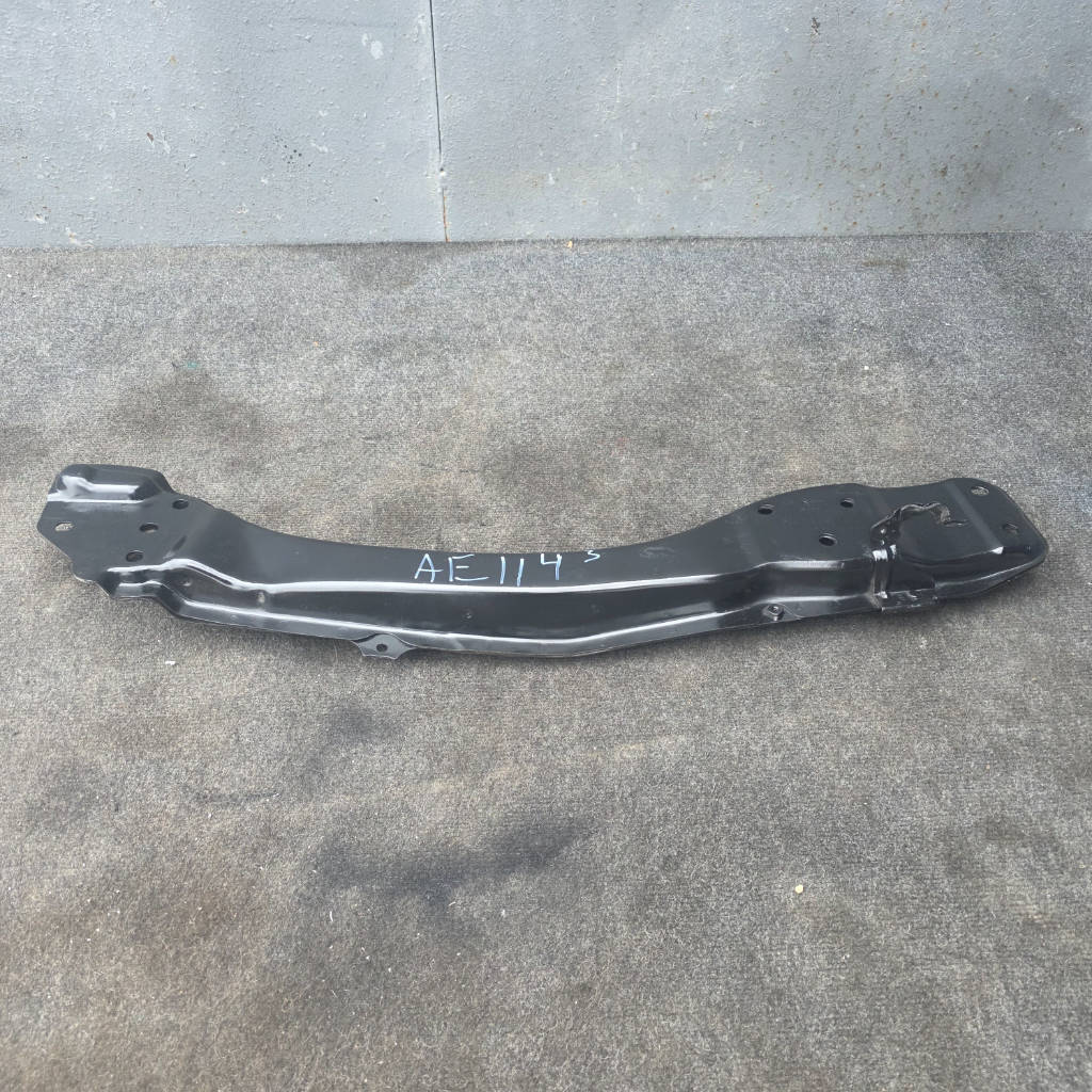 Балка продольная под ДВС Toyota Corolla 1997 AE114 4AFE