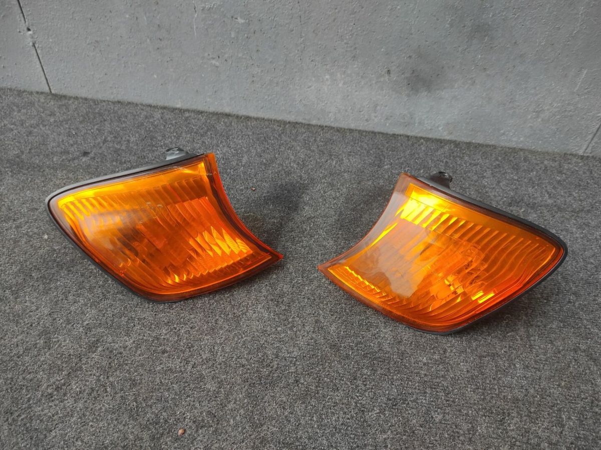 Габаритный огонь  TOYOTA IPSUM SXM10G 3SFE