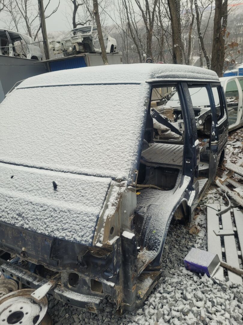 Кузов MITSUBISHI DELICA P35W 4D56T