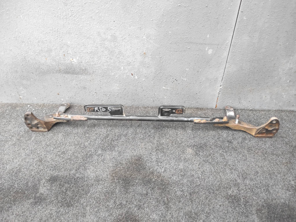 Крепление рулевой рейки Honda CR-V 2002 RD5 K20A