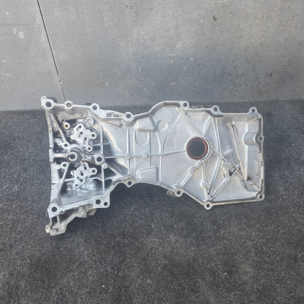 Лобовина двигателя Nissan Note E12 HR12DDR