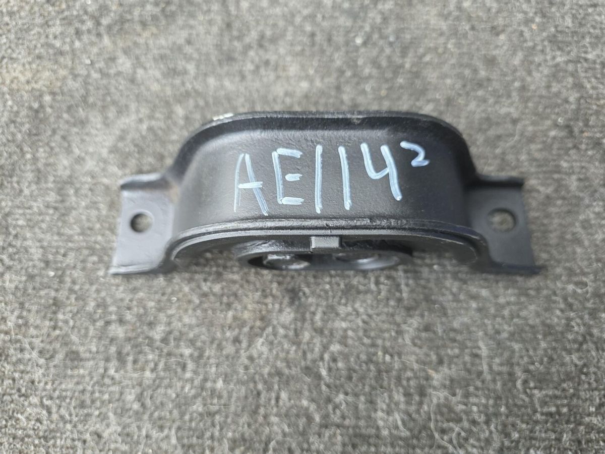Подушка редуктора  TOYOTA COROLLA AE114 4AFE