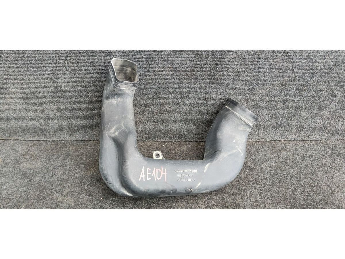 Воздуховод TOYOTA COROLLA AE104G 4AFE