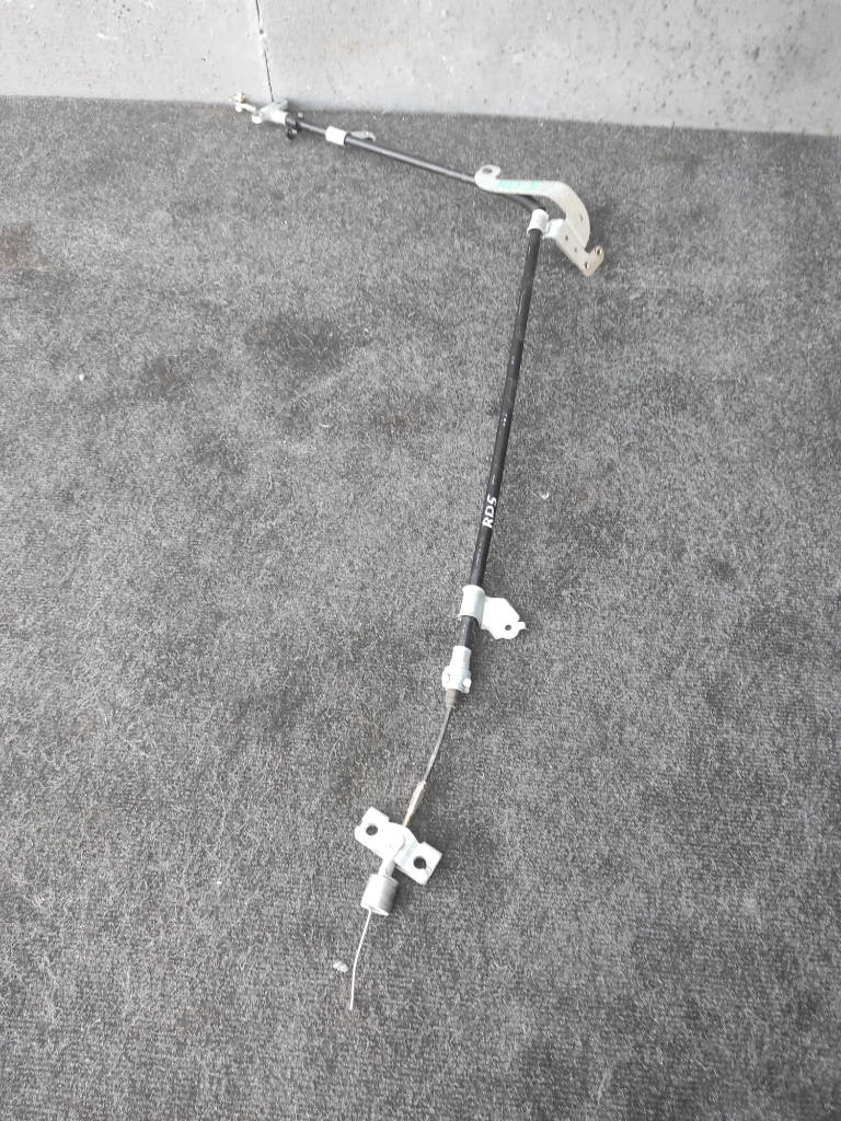 Тросик ручного тормоза Honda CR-V 2002 RD5 K20A