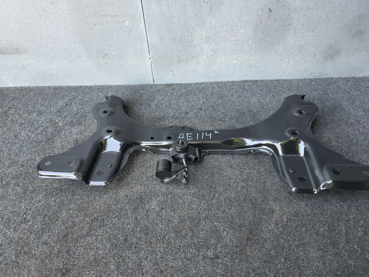 Балка под ДВС  TOYOTA COROLLA AE114 4AFE