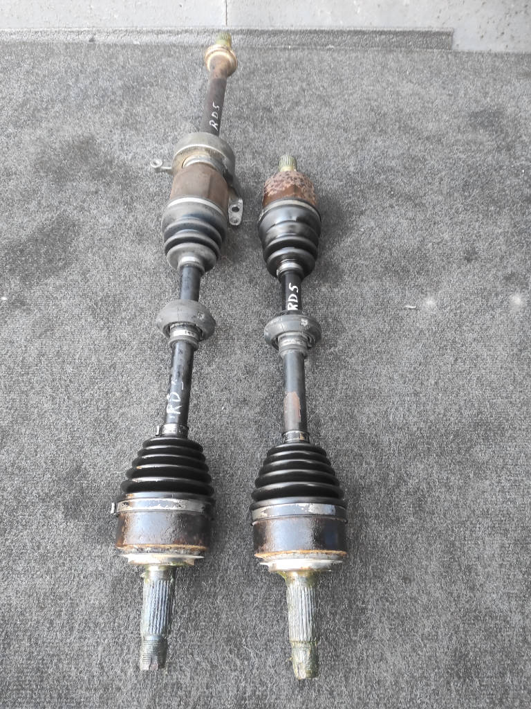 Вал привода передний Honda CR-V 2002 RD5 K20A