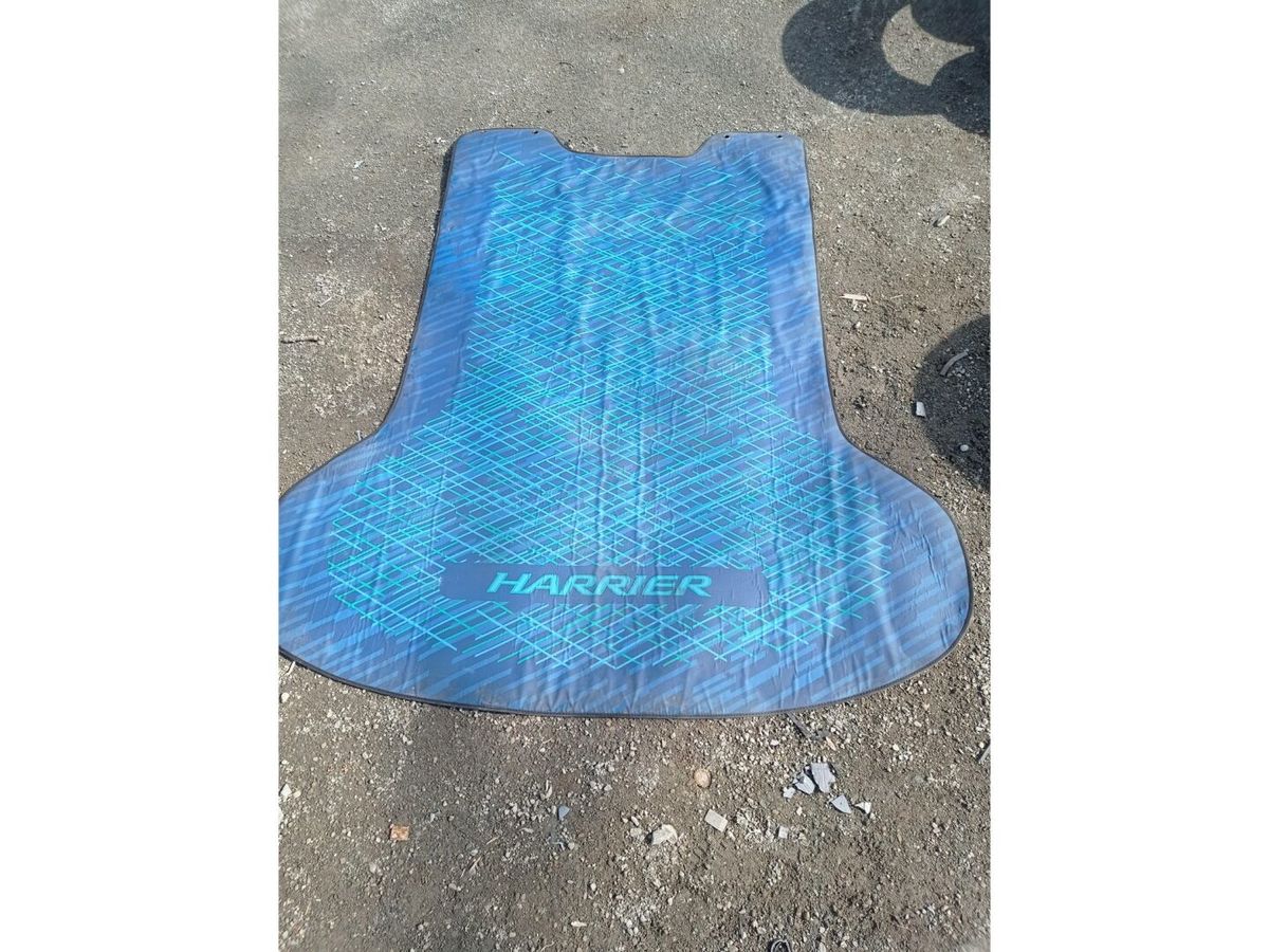 Коврик в багажник  TOYOTA HARRIER  