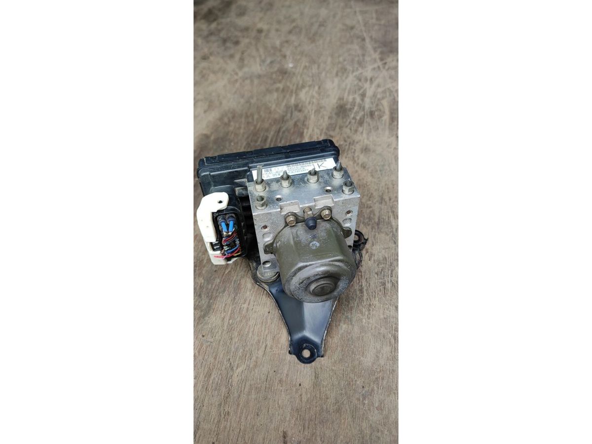 Блок ABS  TOYOTA RAUM EXZ10 5EFE
