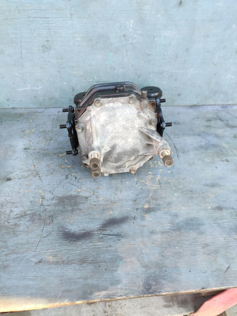 Редуктор  TOYOTA CROWN GS151H 1GFE