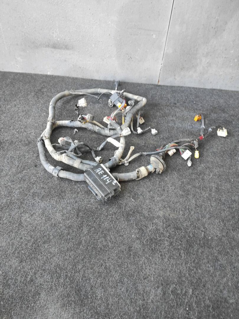 Проводка ДВС  TOYOTA COROLLA AE114 4AFE