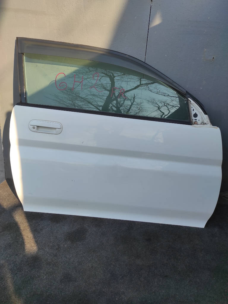 Дверь боковая правая Honda HR-V 2001 GH2 D16A