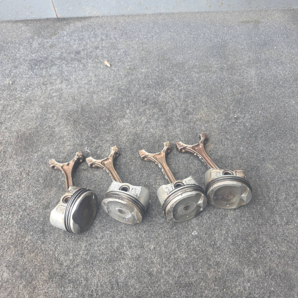 Поршень Toyota Probox NCP50 2NZFE