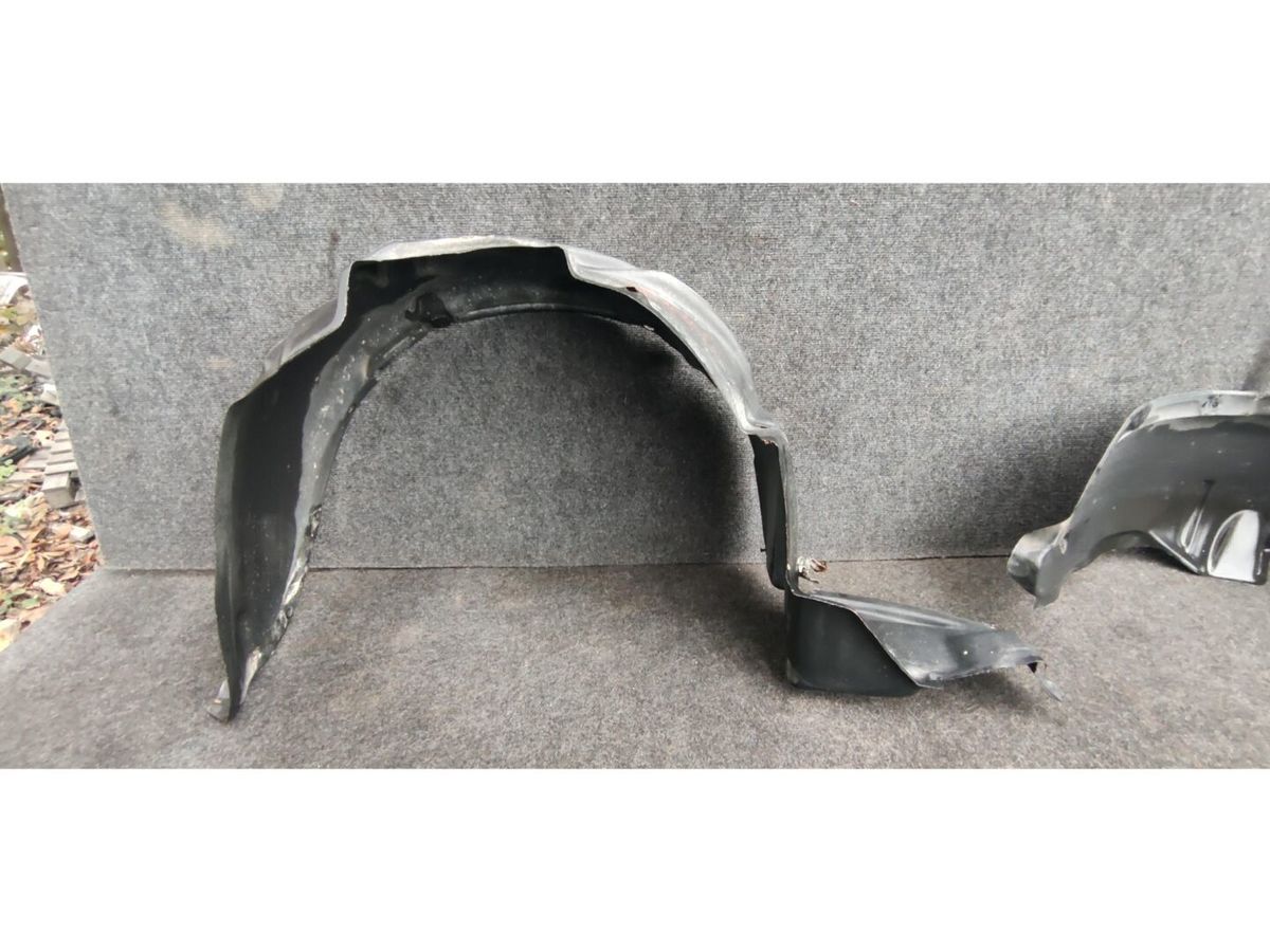 Подкрылок  TOYOTA COROLLA AE104G 4AFE