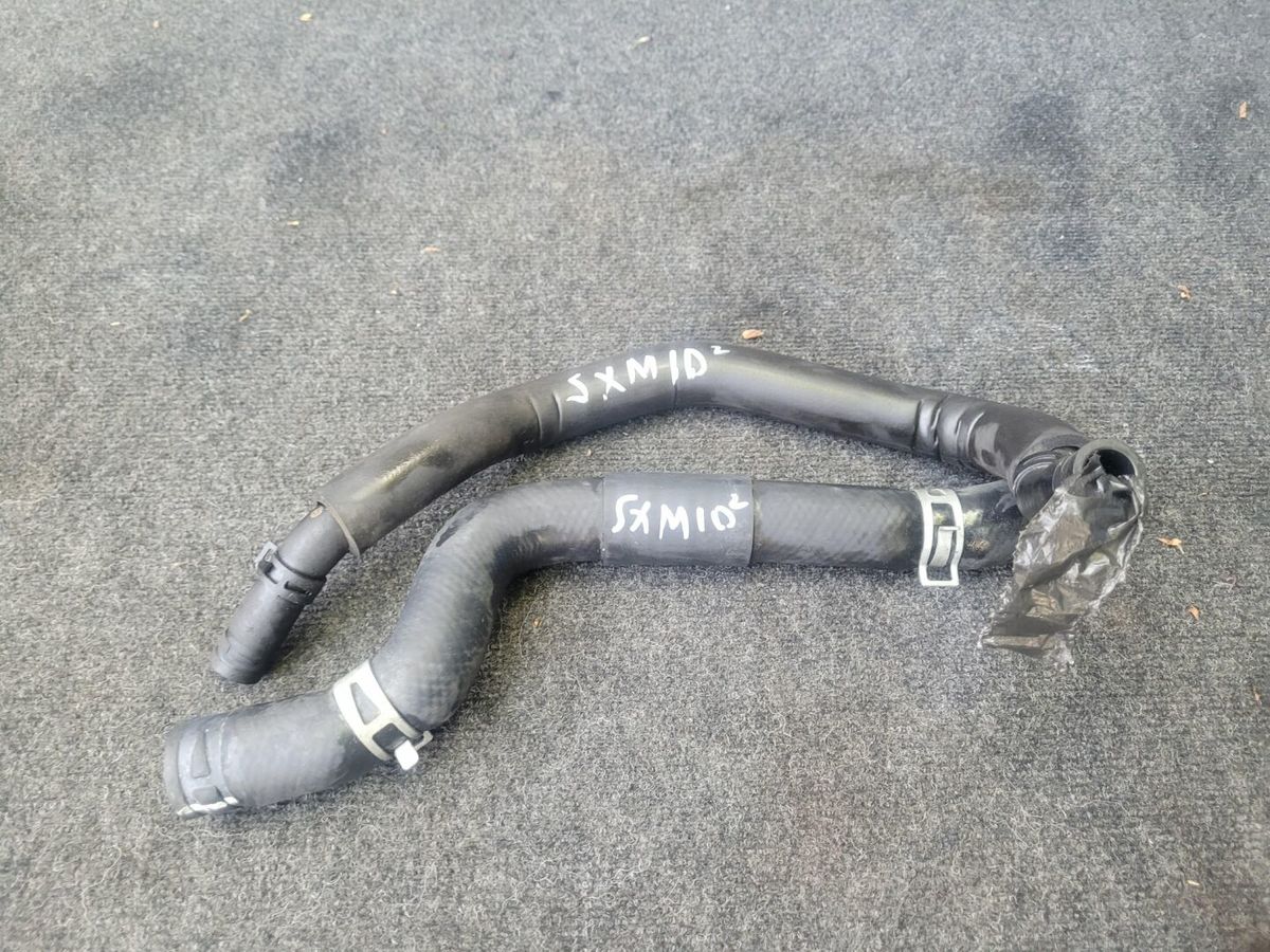 Патрубок радиатора  TOYOTA IPSUM SXM10G 3SFE