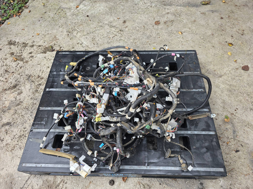 Проводка салона Toyota Prius 2008 NHW20 1NZFXE