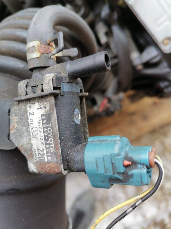 Клапан вакумный 25860-28010 Toyota Ipsum ACM21 2AZ-FE