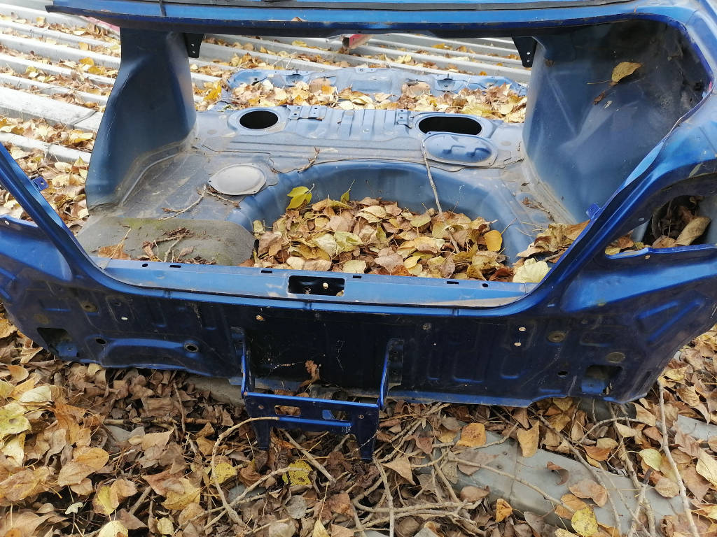 Панель пола багажника Subaru Impreza 2004 GDA EJ205