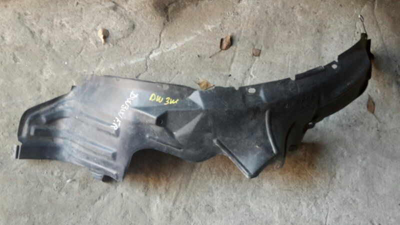Подкрылок  Mazda Demio DW3W 