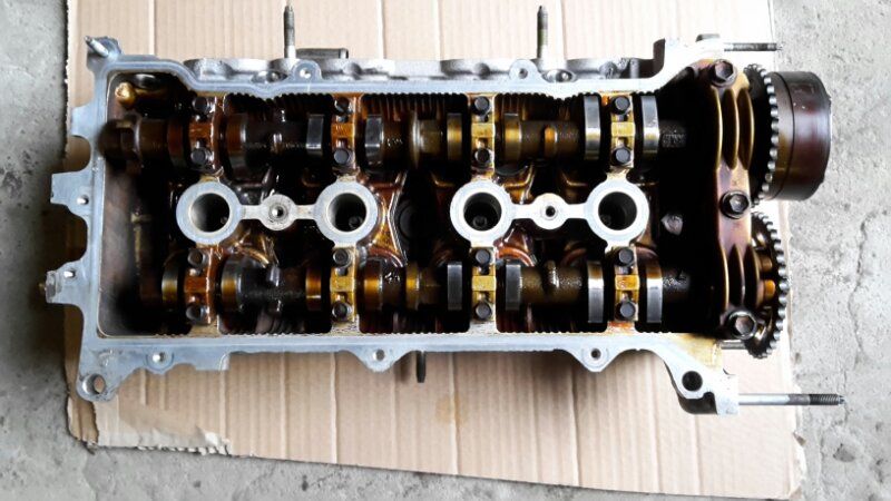Головка блока цилиндров 11101-21031 Toyota Allex NZE121 1NZ