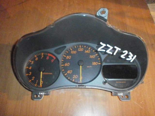 Щиток приборов  Toyota Celica ZZT231 2ZZ GE