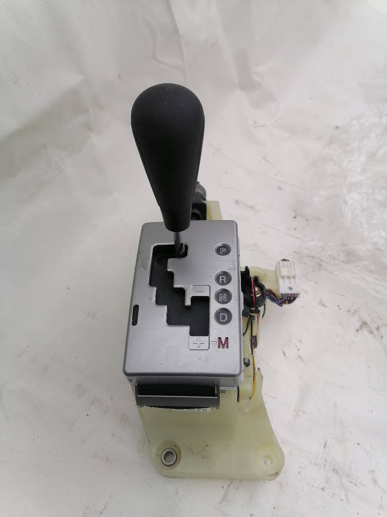 Селектор КПП, кулиса КПП B32L4610XH Mazda Axela 2004 BKEP LFVE