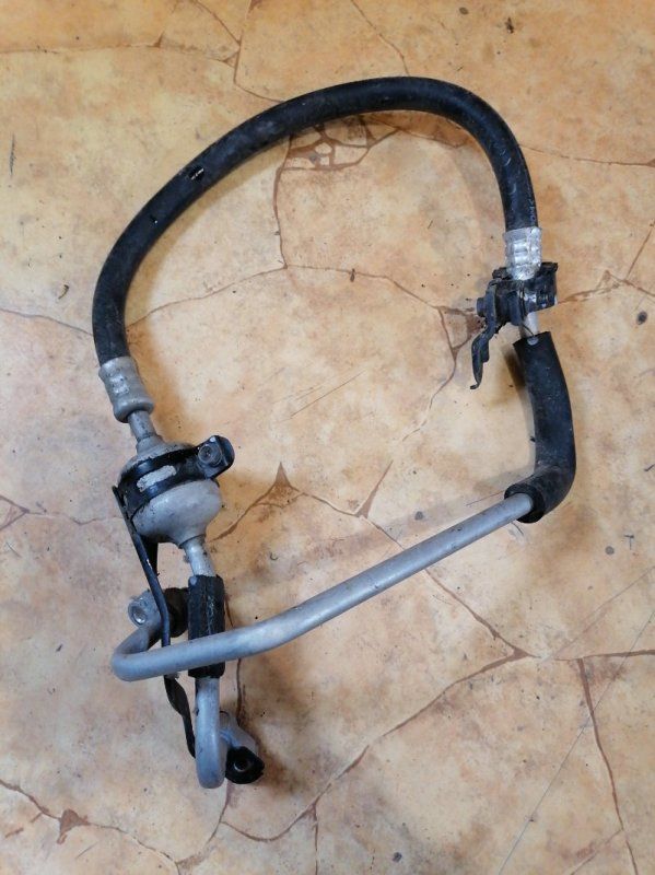 Шланг кондиционера 88703-28090 Toyota Estima MCR40 1MZ-FE